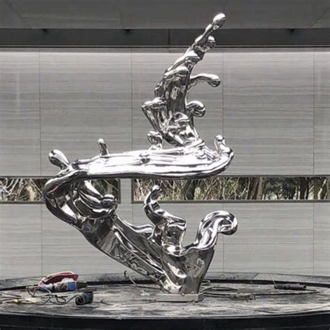 上海博物馆不锈钢雕塑定制