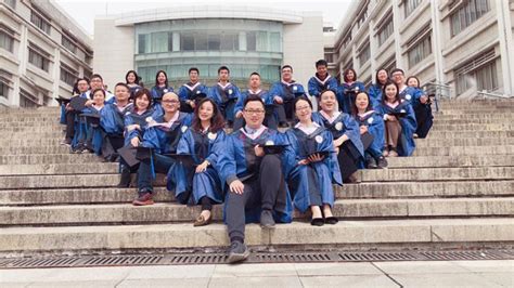 上海对外贸易大学毕业生报告