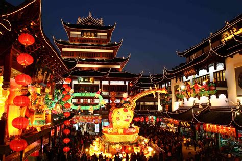 上海最大的夜市在什么地方