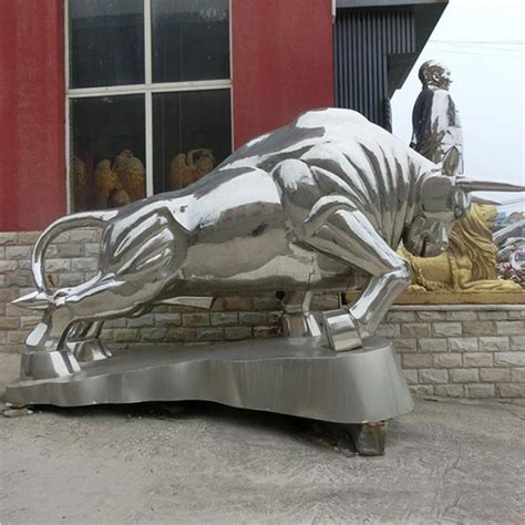不锈钢牛雕塑生产厂家