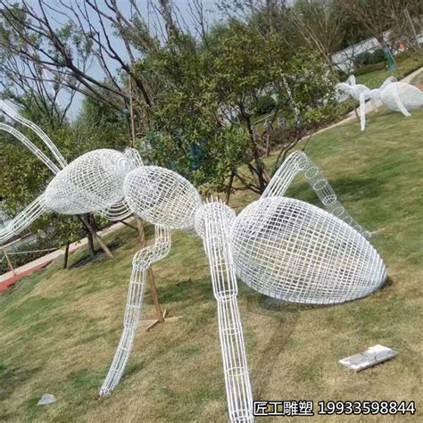 不锈钢蚂蚁雕塑厂家