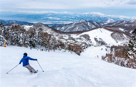 东京附近的滑雪场