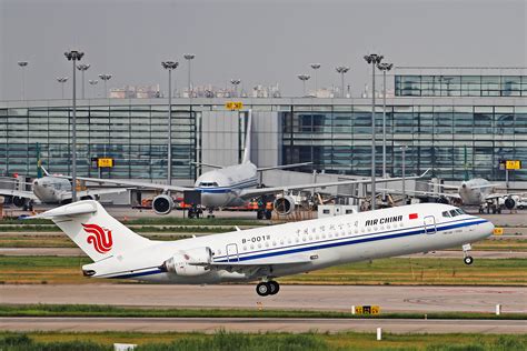 中国民航国际航班停接机