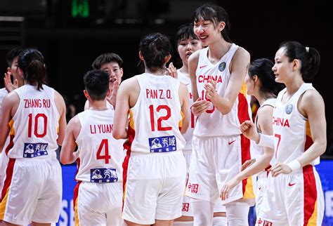 中国3人女子篮球队员