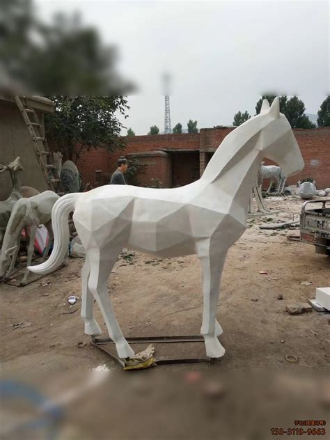 中山动物雕塑玻璃钢图片