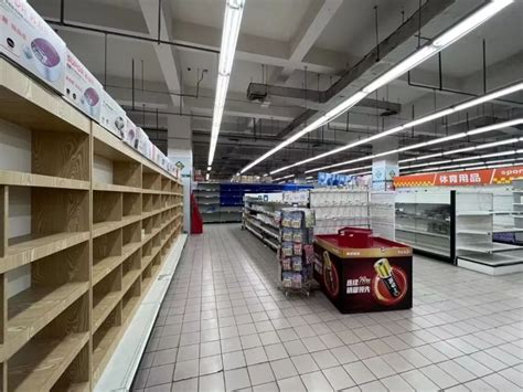 为什么沃尔玛超市闭店清仓