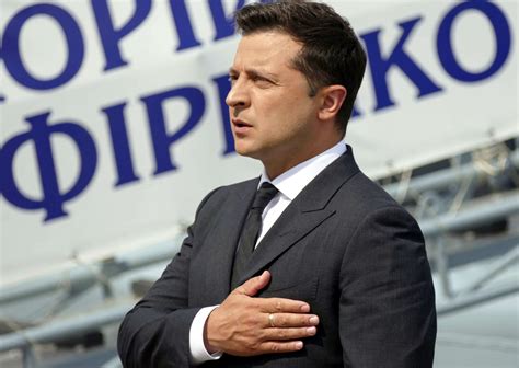 乌克兰总统呼吁重启东部冲突谈判