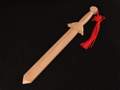 以前传统桃木剑