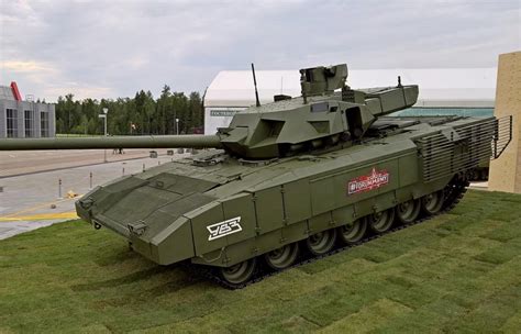 俄军接收新型坦克