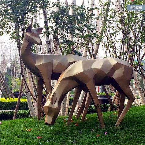 公园玻璃钢动物雕塑制作