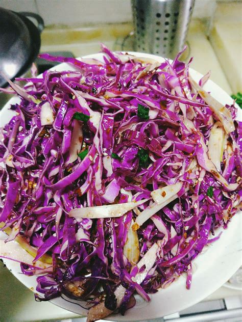 凉拌紫大头菜的做法