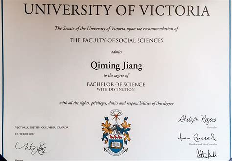加拿大大学毕业证和学位证