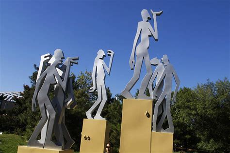 北京人物不锈钢雕塑