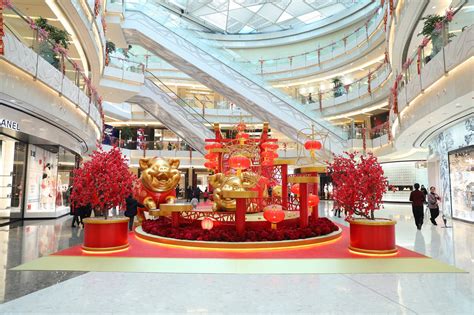 北京商场新年美陈氛围