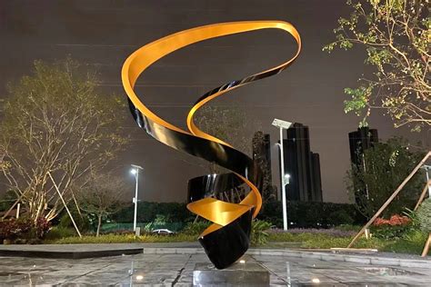 北京园林玻璃钢雕塑可量尺定做