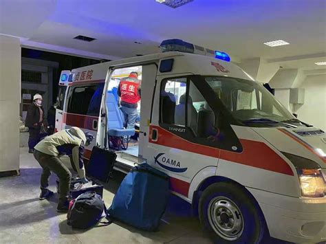 北京救护车接送病人出院