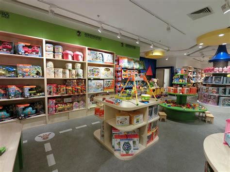 卖零食和儿童玩具怎么起店名