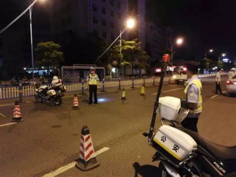 南京警方通报摩托车