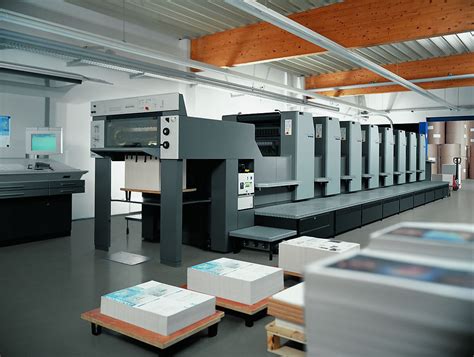 印刷厂一般用什么印刷