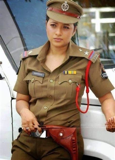 印度漂亮女兵照片