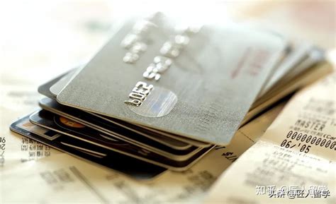 去新加坡留学办哪个银行的卡
