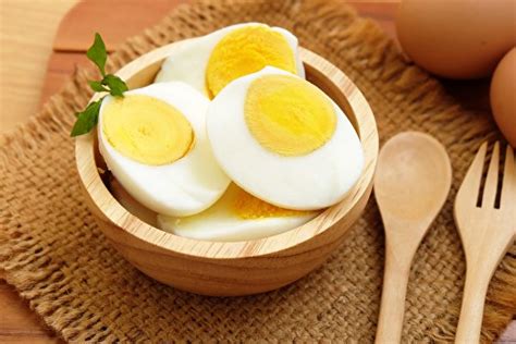 吃鸡蛋会不会增加胆固醇