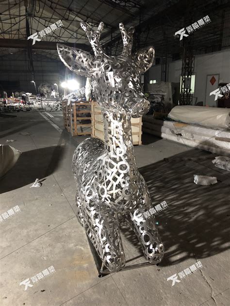吉林镂空动物雕塑厂家