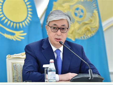 哈萨克斯坦总统第一个访问俄罗斯