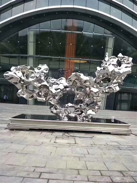 四川大型不锈钢雕塑制作