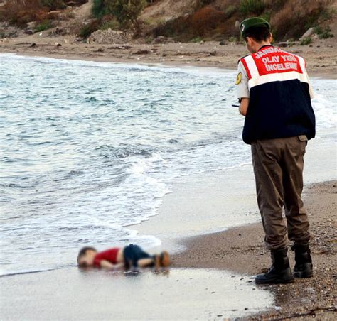 土耳其海滩遇难小男孩