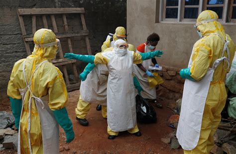 埃博拉前线谁死了