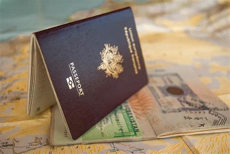 外国人签证过期一天可以坐飞机吗