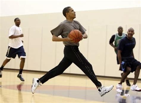 奥巴马经常穿的运动鞋