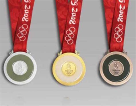 奥运会第32届获得了多少枚金牌
