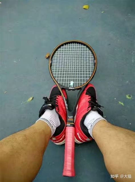好玩的网球杂技