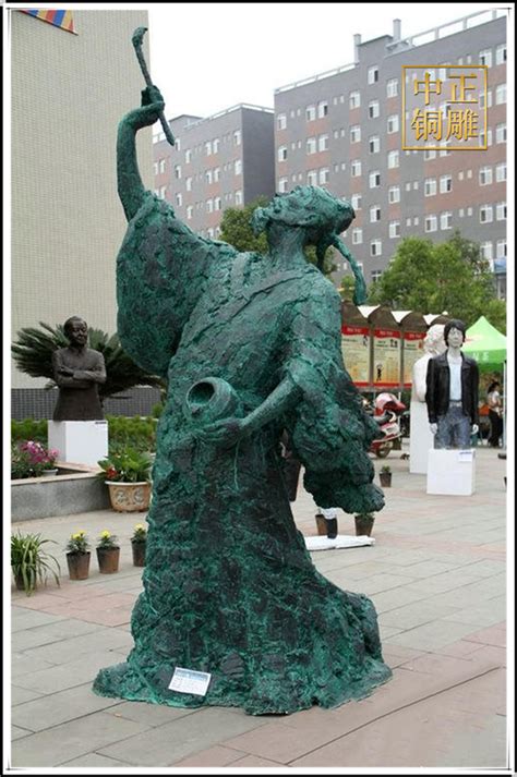 山东青铜人物雕塑公司