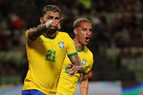 巴西vs乌拉圭2-1