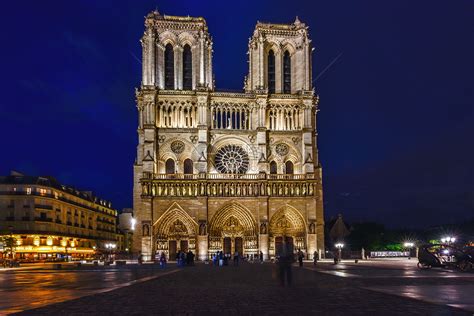 巴黎圣母院建筑赏析