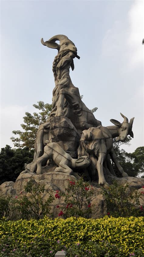 广东公园雕塑图片