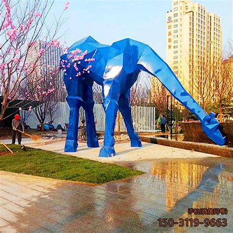 广东大型玻璃钢雕塑价格