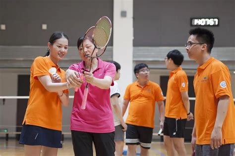 广州羽毛球成人培训班
