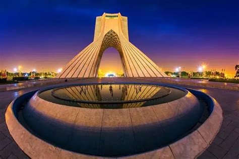 德黑兰是波斯首都