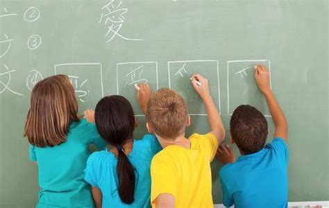 怎样教外国小孩儿学中文