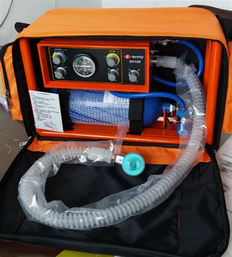 急救车上的简易呼吸机
