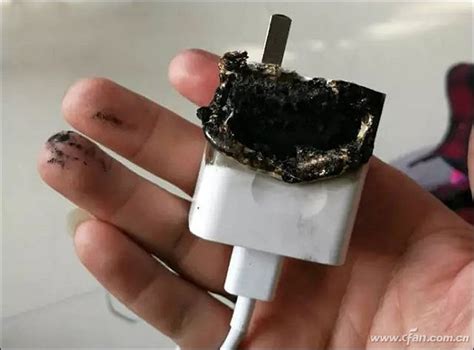 手机充电插座被杭州烧了