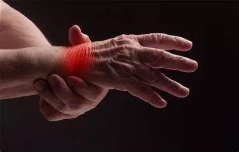 手肌肉疼痛是怎么缓解