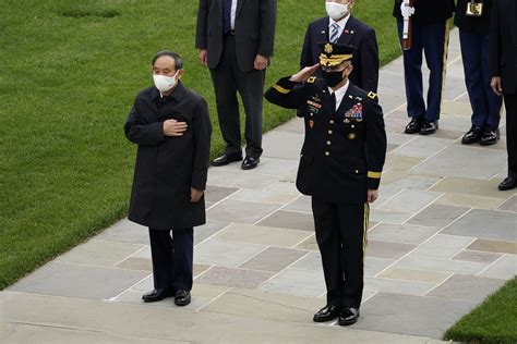 日本人评论日本首相参拜美军公墓