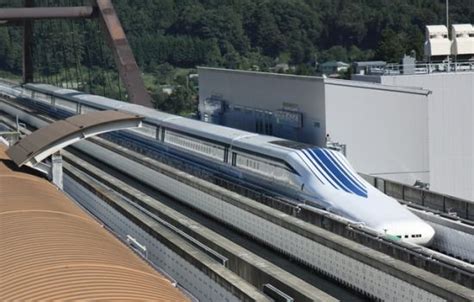 日本超导磁悬浮列车