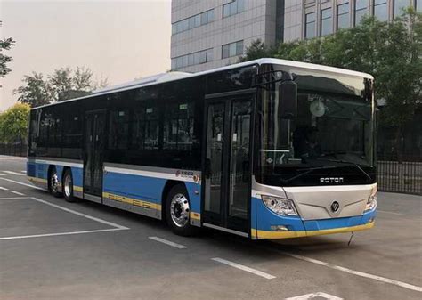 最新版福田14米公交车