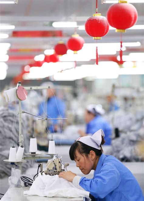 杭州服装缝纫工工资过万什么水平